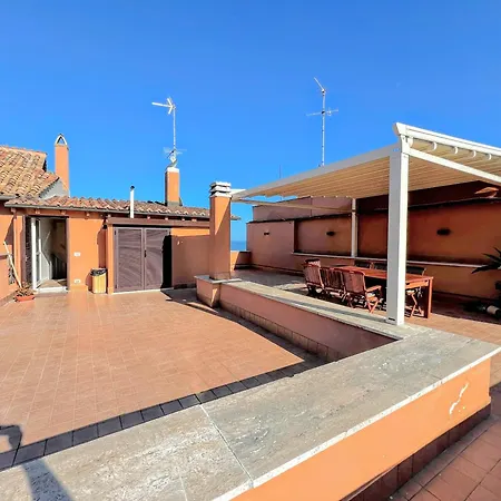 La Terrazza Di Rino Apartment